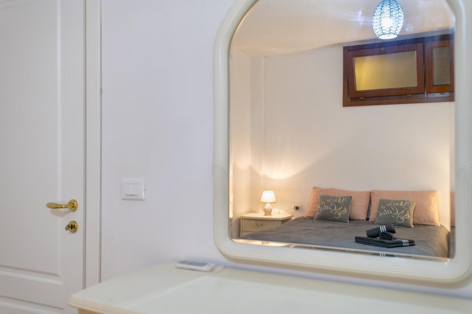 Soleluna Apartment Кастелсардо Екстериор снимка